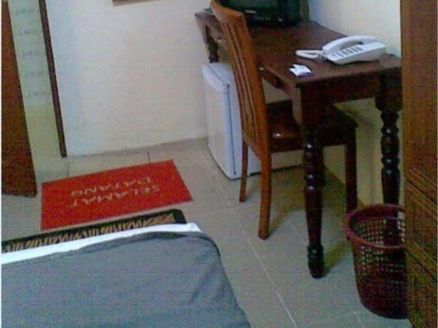 Hotel Teratai Tenang Kuala Terengganu Kültér fotó